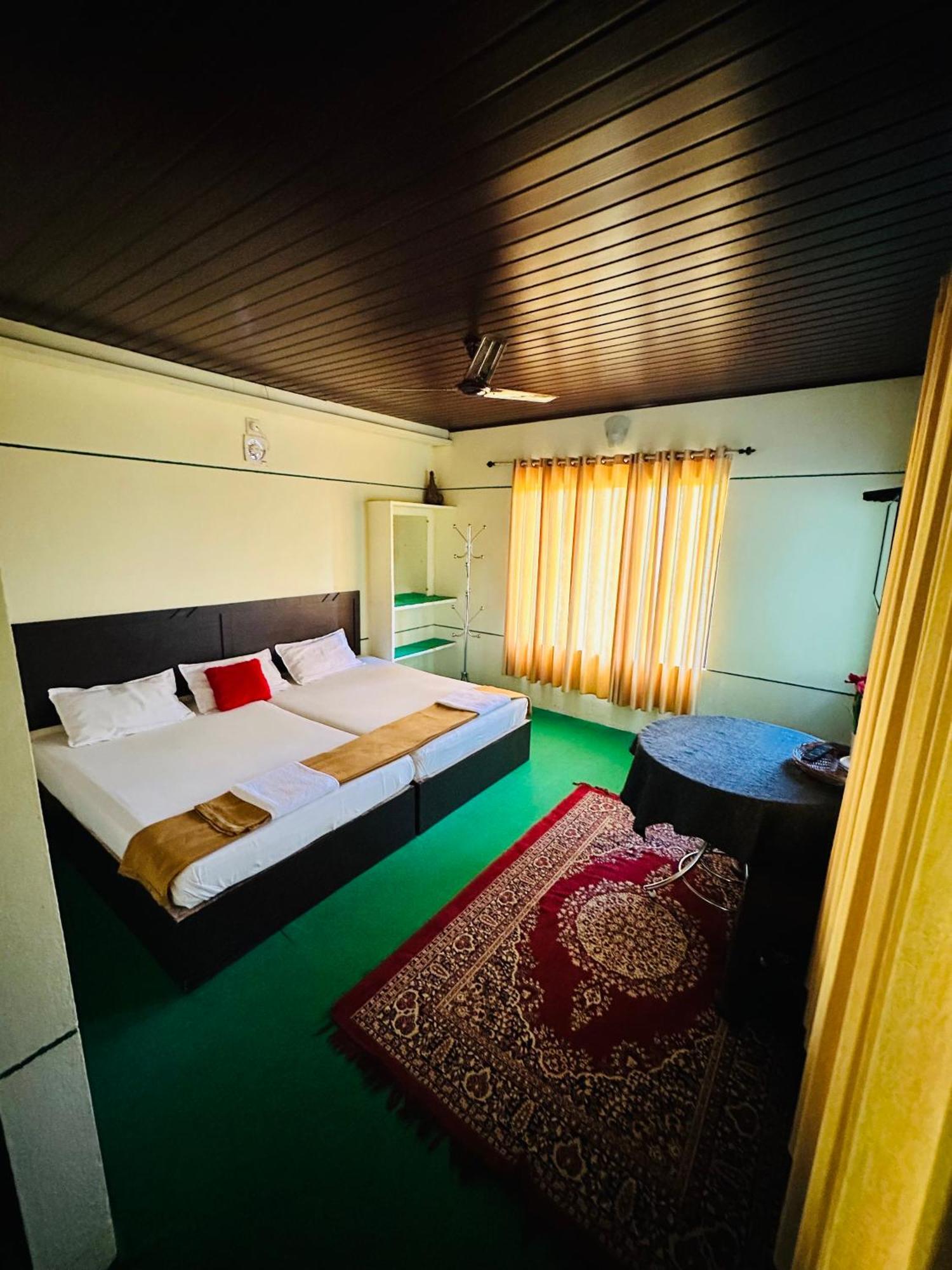 Thoppil Homestay Мунар Екстериор снимка