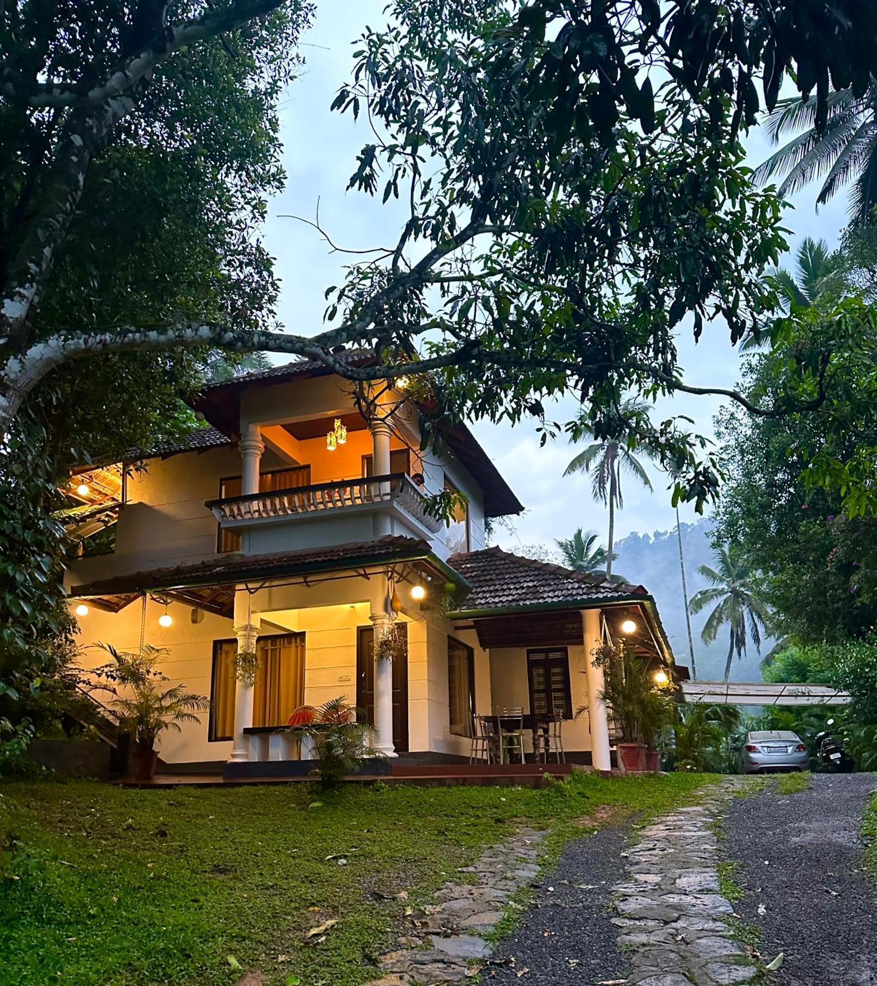 Thoppil Homestay Мунар Екстериор снимка